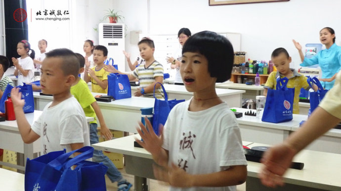 
手語(yǔ)歌曲，唱出美麗心聲