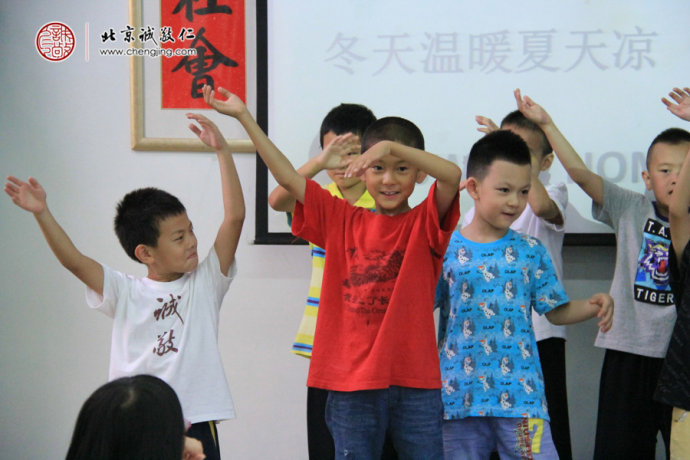 手語(yǔ)歌曲課程帶給小學(xué)員無(wú)盡歡樂(lè)