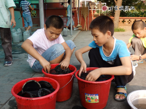 感恩文房四寶，做好清洗工作是重要一環