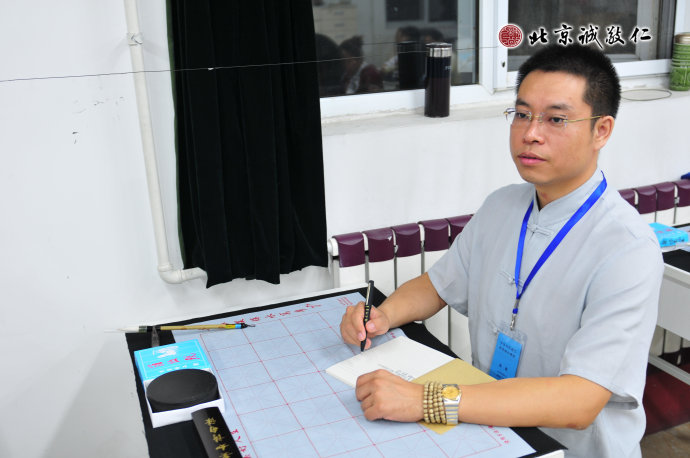 
配圖：認(rèn)真專注地聽課